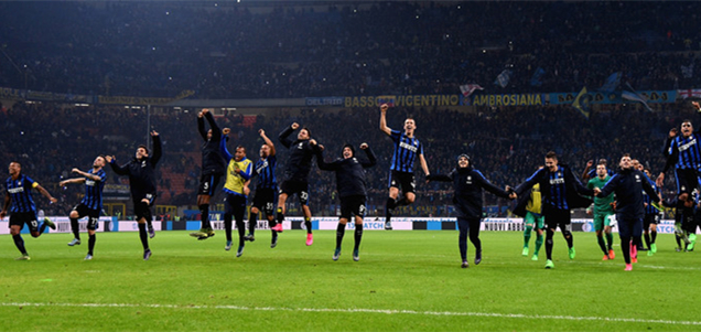 图片报：诺伊尔参加了拜仁周五训练，对阵弗赖堡可以首发上场