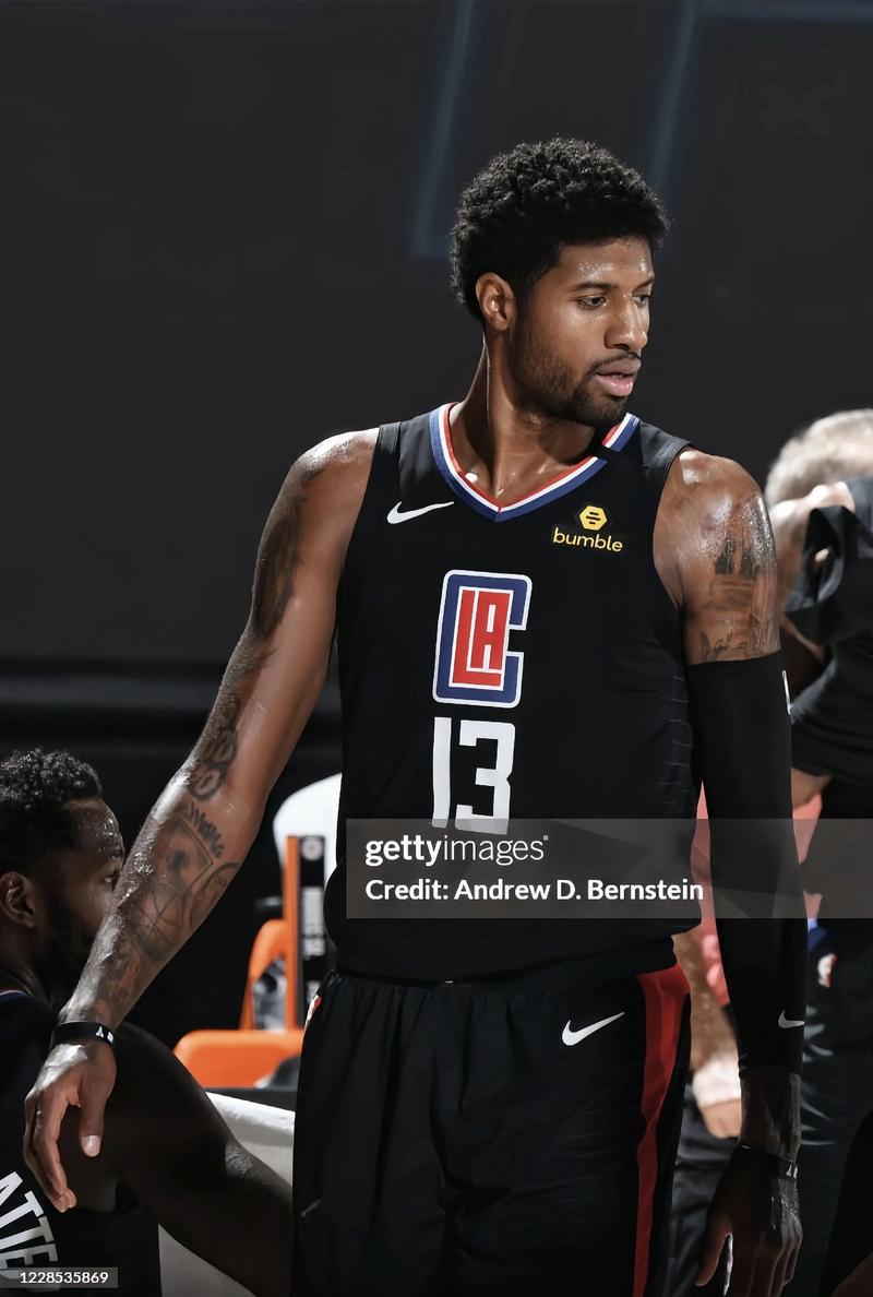 张奕赛季表现观察