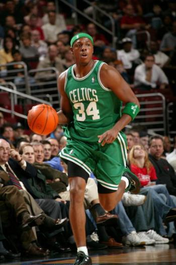 打进一球，格雷罗当选拜仁vs圣保利全场最佳球员