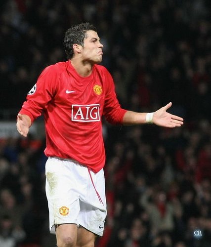 意甲积分榜前四竞争激烈