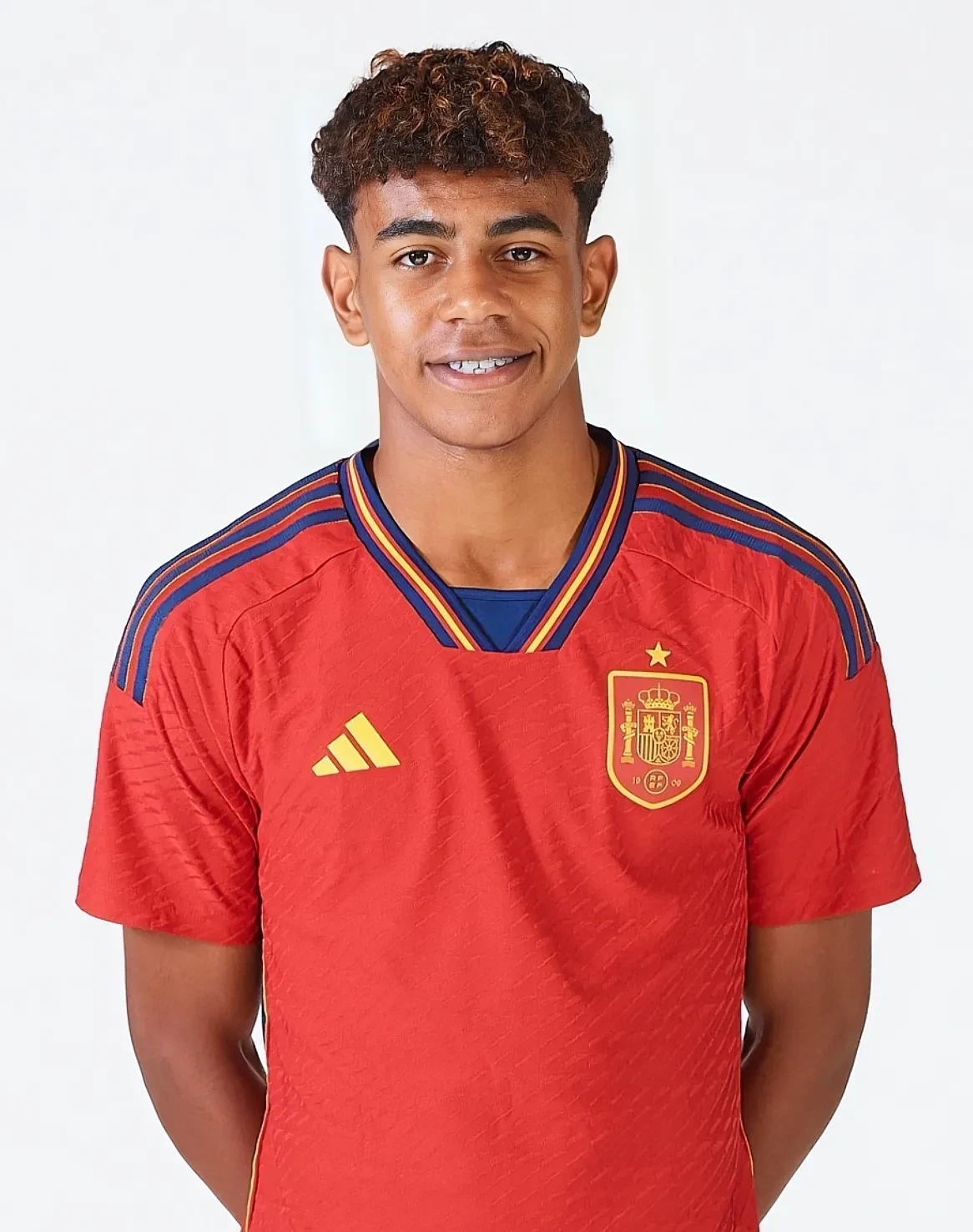 一日四赛全胜 樊振东斩获“留洋”首冠