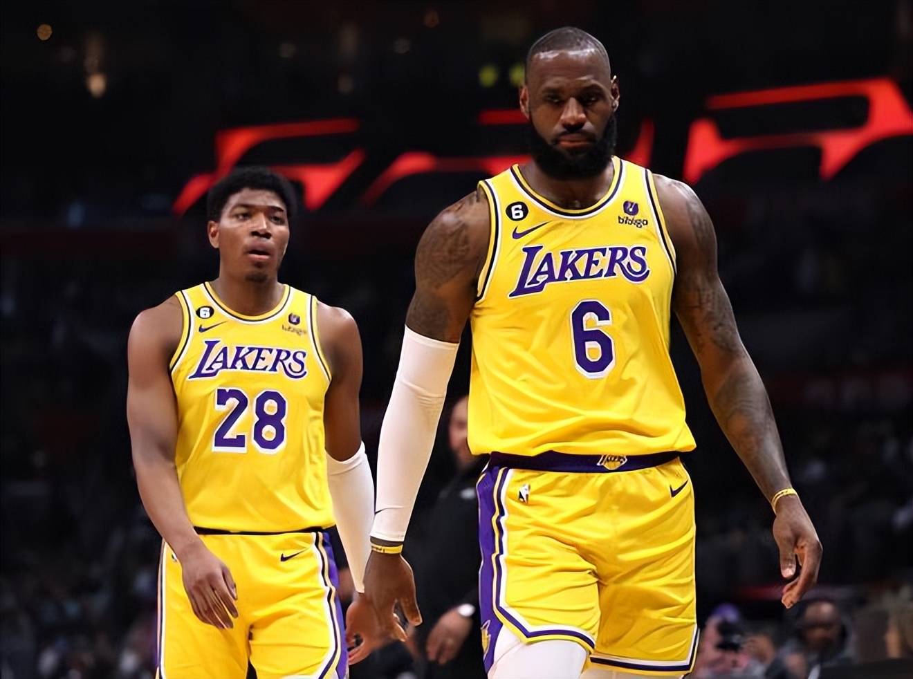 今年的欧冠就看到这！2025年欧冠全部比赛战罢，明年1月重启