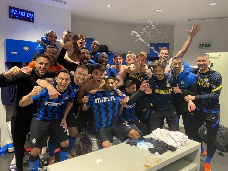 热火三巨头和篮网三剑客，谁更强？如果让你建队，你会选谁？